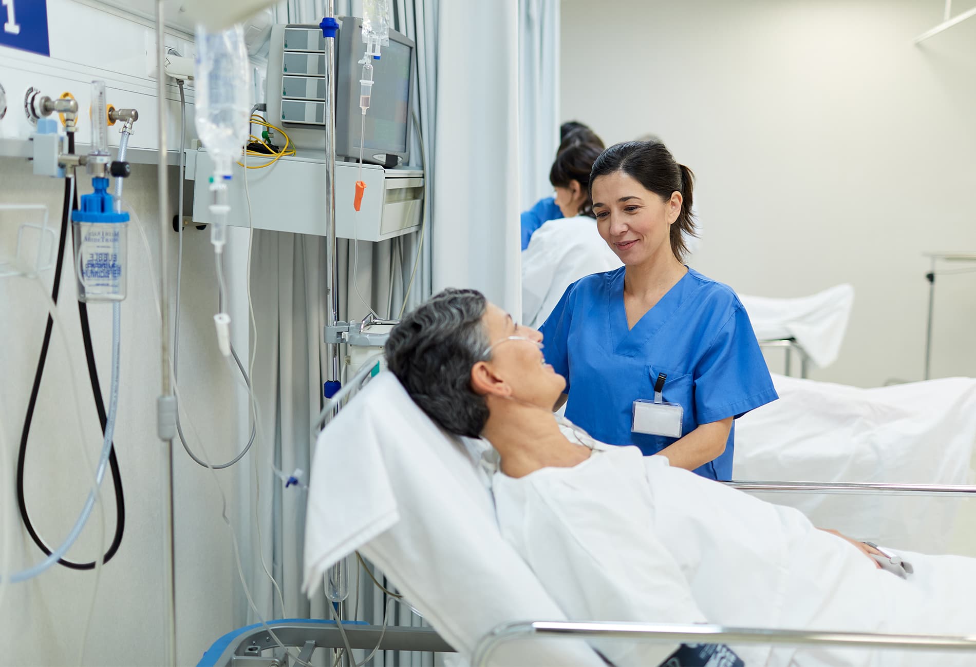 Roseman University nursing student with a patient