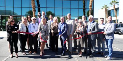 Thorne clinic ribbon cutting at roseman university