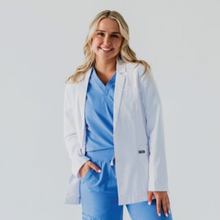 dnpna blonde student smiling