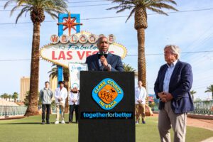 Dr. Luther Brewster addresses the crowd